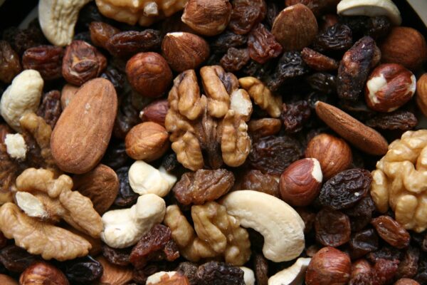 nuts, fruits, food, almonds, hazelnuts, raisins, walnuts, cashew nuts, dried nuts, dried fruits, snack, healthy, assortment, nuts, nuts, nuts, nuts, nuts, raisins, raisins, dried fruits, dried fruits